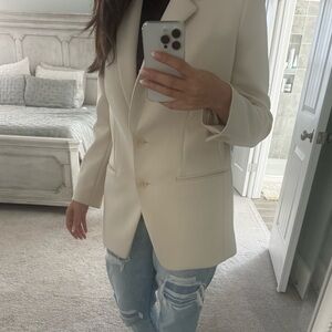 Off white Express super soft double knit blazer.